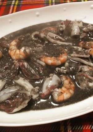 簡単本格！魚介のイカ墨煮-レシピのメイン写真