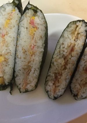 おにぎらず チーズおかか&ツナマヨコーン-レシピのメイン写真