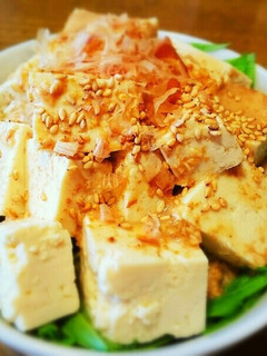 豆腐サラダ丼~ごまぽんずで!~-レシピのメイン写真