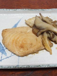 簡単・かじきバターソテー舞茸添え-レシピのメイン写真