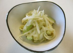 酢玉葱アレンジ～アボカド柚子胡椒和え～-レシピのメイン写真