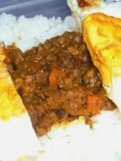 簡単♪ドライカレーの目玉焼き乗っけ弁当-レシピのメイン写真