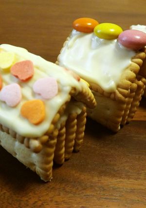 クリスマスに！小さなお菓子の家　-レシピのメイン写真