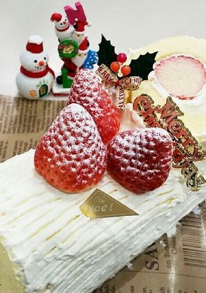 クリスマス❤いちごのブッシュドノエル♪-レシピのメイン写真