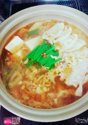 身体あったまる！ピリッとガーリック味噌鍋-レシピのメイン写真