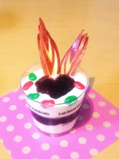 カップでパフェ風♪ヨーグルトアート-レシピのメイン写真