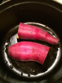 ストウブでお手軽焼き芋☆-レシピのメイン写真