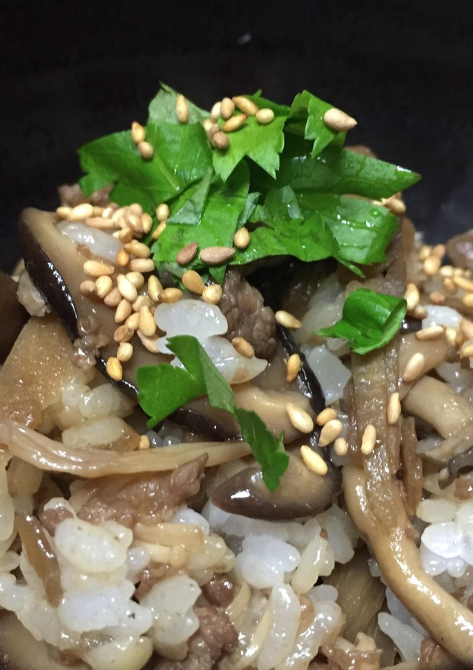 簡単！牛肉ときのこの混ぜご飯-レシピのメイン写真