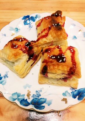 チョコもちのパイ包み♥ブルーベリーがけ-レシピのメイン写真
