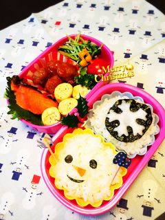 超簡単!カップライスでクリスマスキャラ弁-レシピのメイン写真