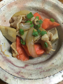 サトイモとノンメタポークの肉じゃが-レシピのメイン写真