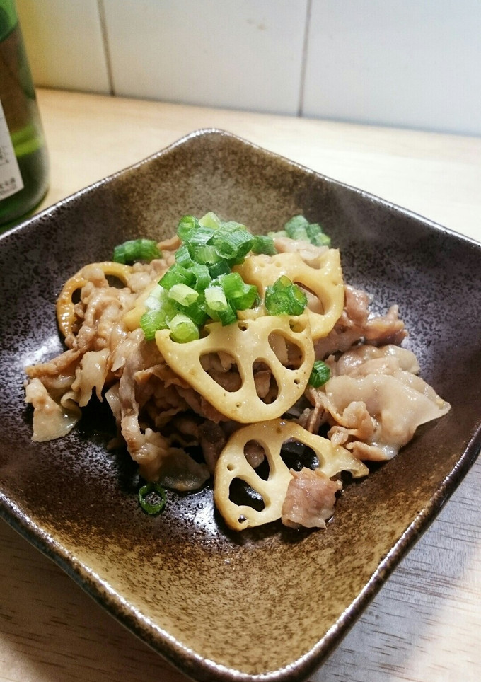 簡単☆豚バラ切り落とし肉と蓮根の甘辛炒め-レシピのメイン写真