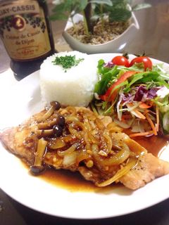 ポークソテー!ガーリックバター醤油♪-レシピのメイン写真