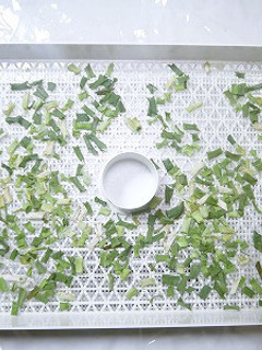食品野菜乾燥機で作る干しネギ-レシピのメイン写真