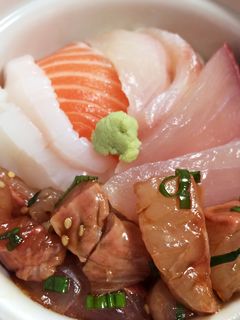 お刺身パックで海鮮丼。りゅうきゅう丼。-レシピのメイン写真