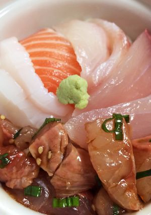 お刺身パックで海鮮丼。りゅうきゅう丼。-レシピのメイン写真