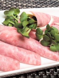 3分★おつまみにも★貝割れチーズハム巻♪-レシピのメイン写真