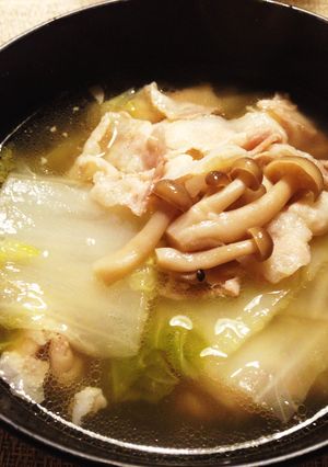 簡単！白菜と豚バラのおかずになるスープ-レシピのメイン写真