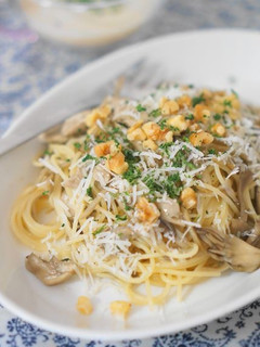 鶏ごぼうと舞茸、パルミジャーノのパスタ-レシピのメイン写真