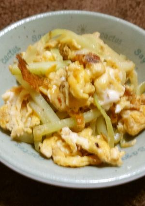 ブロッコリーの茎とたまご炒め-レシピのメイン写真