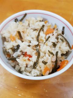 調味料なし!簡単味ごはん(炊き込みご飯)-レシピのメイン写真