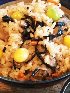 黒豆入り具沢山の炊き込みご飯-レシピのメイン写真