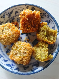 ゴマの風味たっぷりさつまいもコロッケ-レシピのメイン写真