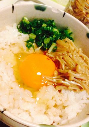 なめたけ入り卵かけごはん-レシピのメイン写真