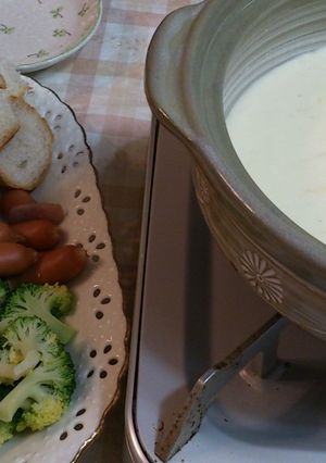 子供も食べやすいチーズフォンデュ-レシピのメイン写真