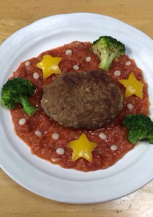 クリスマス☆雪のハンバーグ♪簡単飾るだけ-レシピのメイン写真