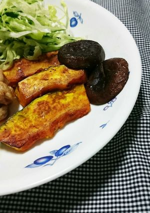 付け合わせに‼カボチャと椎茸の素焼き♪-レシピのメイン写真