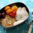 LINEスタンプキャラ弁ブラウンとコニー