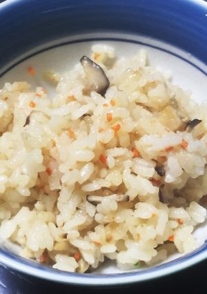 とんこつ風味の炊き込みご飯-レシピのメイン写真