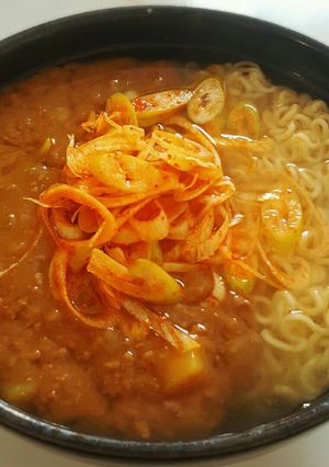手抜き!でも旨い!残りカレーでラーメン-レシピのメイン写真