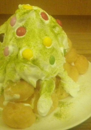 プチシュークリームで立体クリスマスツリー-レシピのメイン写真