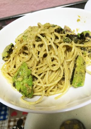 ジェノバペーストでアボカドたらこパスタ-レシピのメイン写真