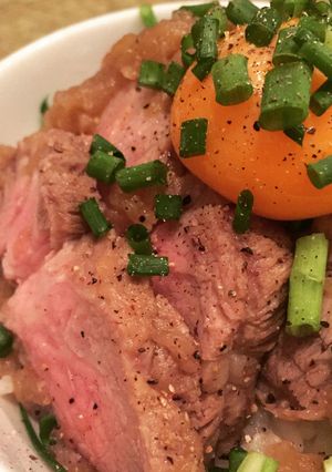 【柔らかジューシー】豚肩ロース丼-レシピのメイン写真