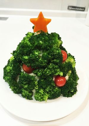 ﾎﾟﾃﾄｻﾗﾀﾞでｸﾘｽﾏｽﾂﾘｰ♬*゜-レシピのメイン写真