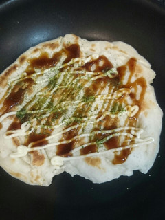 ピザ生地の残りでお好み焼きパン風 簡単-レシピのメイン写真