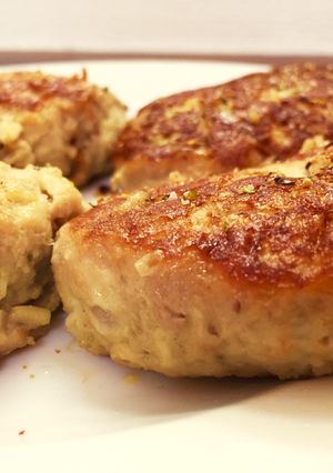 野菜たっぷり♡ラム肉のハンバーグ☆*+-レシピのメイン写真