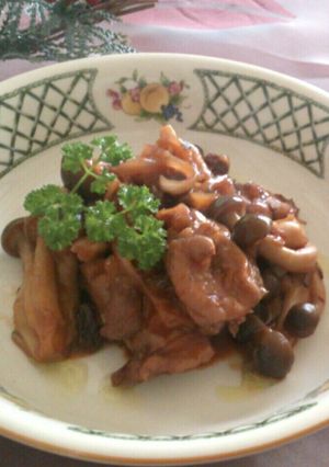 鶏モモ肉と茸の赤ワイン仕立て-レシピのメイン写真