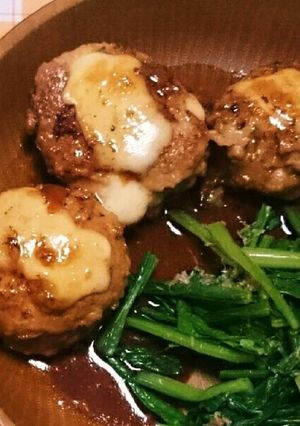 パン粉なし!豚鶏合挽き柔らかハンバーグ♪-レシピのメイン写真