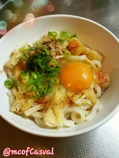 油揚げで♪釜玉なんちゃってキツネうどん-レシピのメイン写真