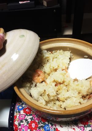 100均の土鍋で簡単 豪華な1合ピラフ-レシピのメイン写真