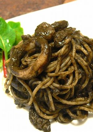 黒ゴマがコク♪トマトソースパスタ-レシピのメイン写真
