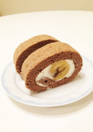 バナナ巻き☆ココアシフォンロールケーキ-レシピのメイン写真