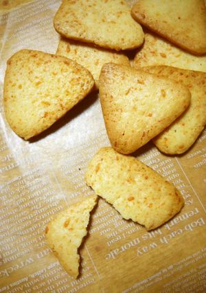 卵白2個で簡単*濃厚ぽりぽりチーズ*-レシピのメイン写真