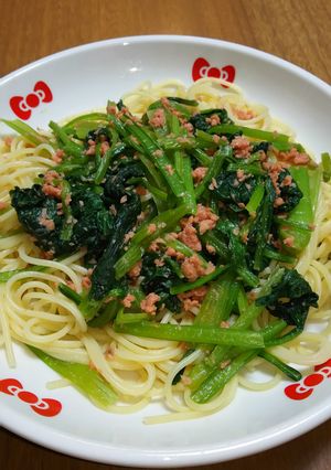 小松菜と鮭フレークのパスタ-レシピのメイン写真