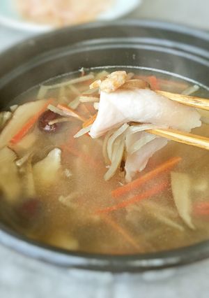 サムゲタン風　薬膳スープの鶏しゃぶ-レシピのメイン写真