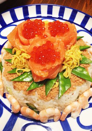 パーティーは寿司ケーキ！シャケフレークで-レシピのメイン写真